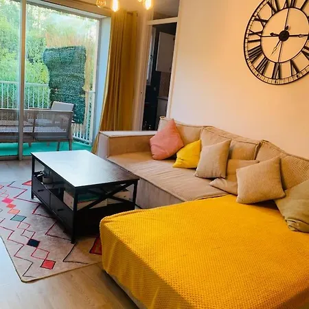 Appartamento Entier Vue Dégagée Avec Parking *