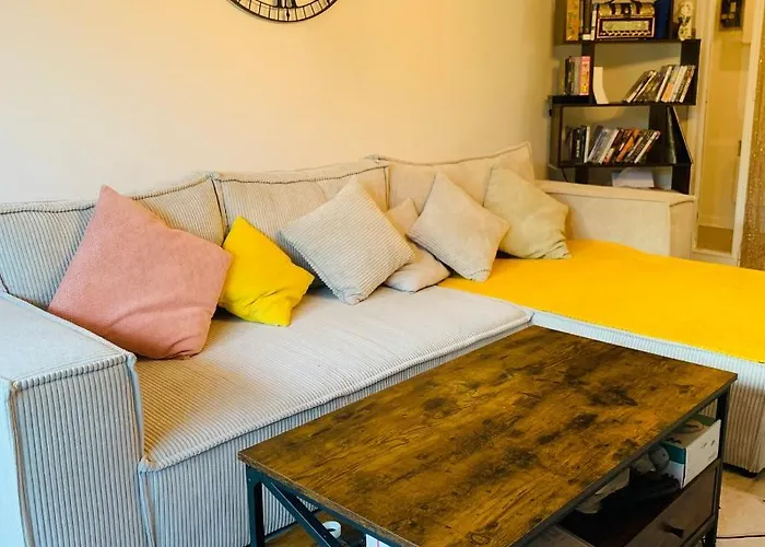 Entier Vue Degagee Avec Parking Apartmán *